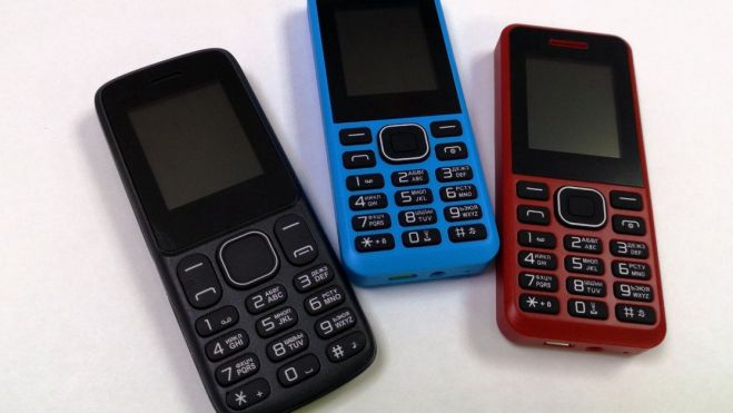 Vuelven los Nokia de toda la vida: sin internet, para que no estés todo el  rato pendiente del móvil