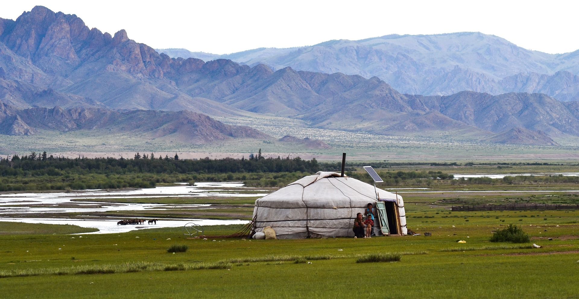 Los retos de Mongolia: consolidar la democracia y erradicar la corrupción
