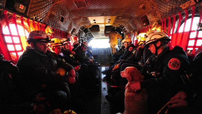 Miembros de la Guardia Nacional norteamericana se dirigen a realizar funciones de búsqueda y rescate después del huracán Sandy. Fuente: Guardia Nacional de Georgia.