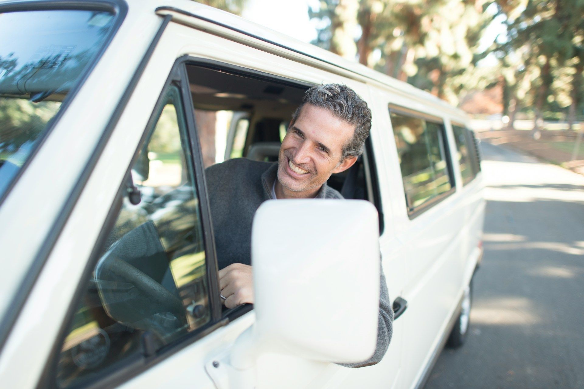 Siete consejos tecnológicos para afrontar los viajes largos en coche con niños este verano