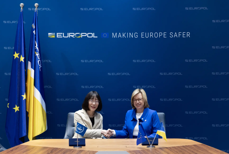 Europol y la Corte Penal Internacional estrechan sus lazos contra los crímenes más graves