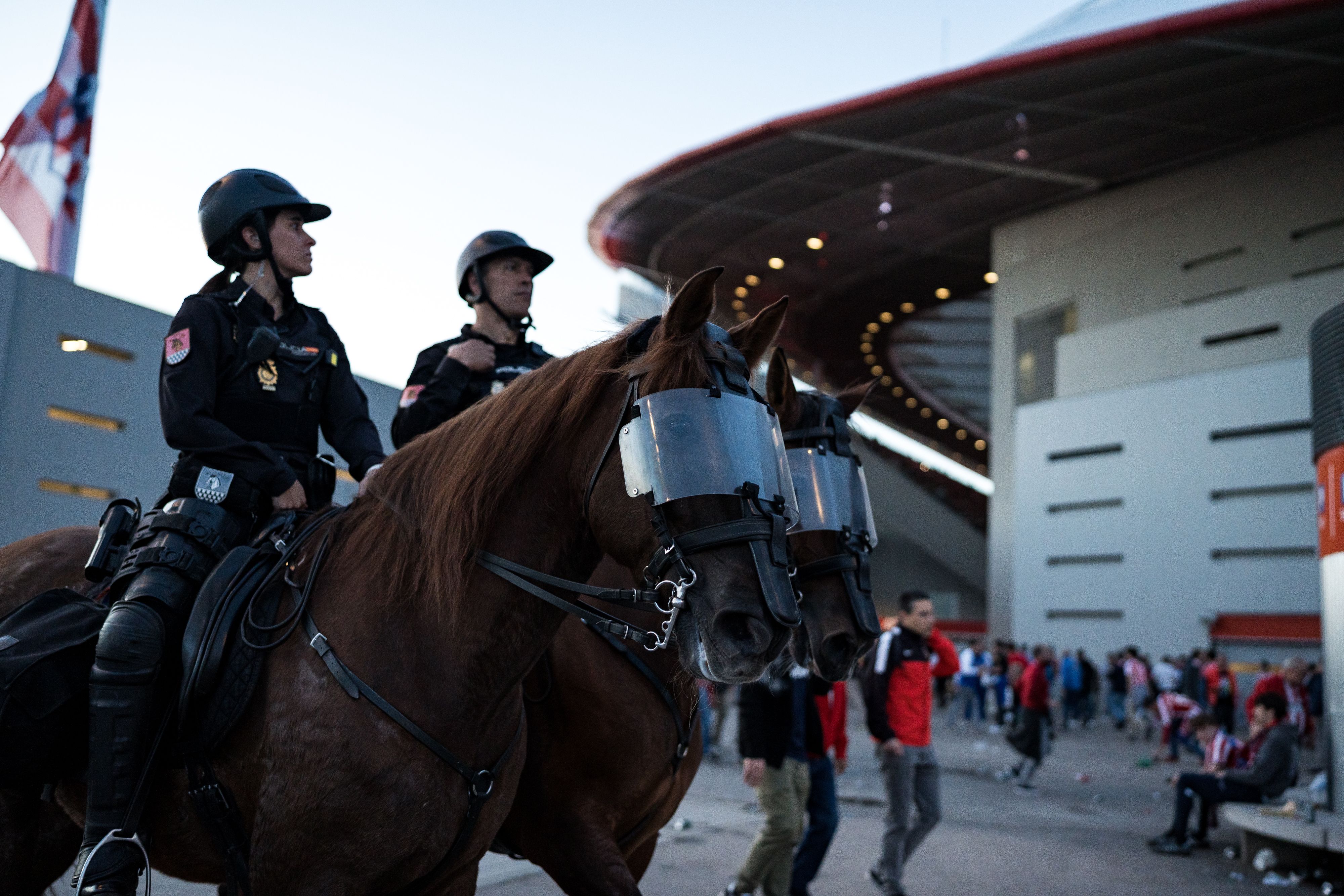 JUPOL acusa al Atlético de &quot;no dejar intervenir a la Policía&quot; y tolerar a ultras encapuchados