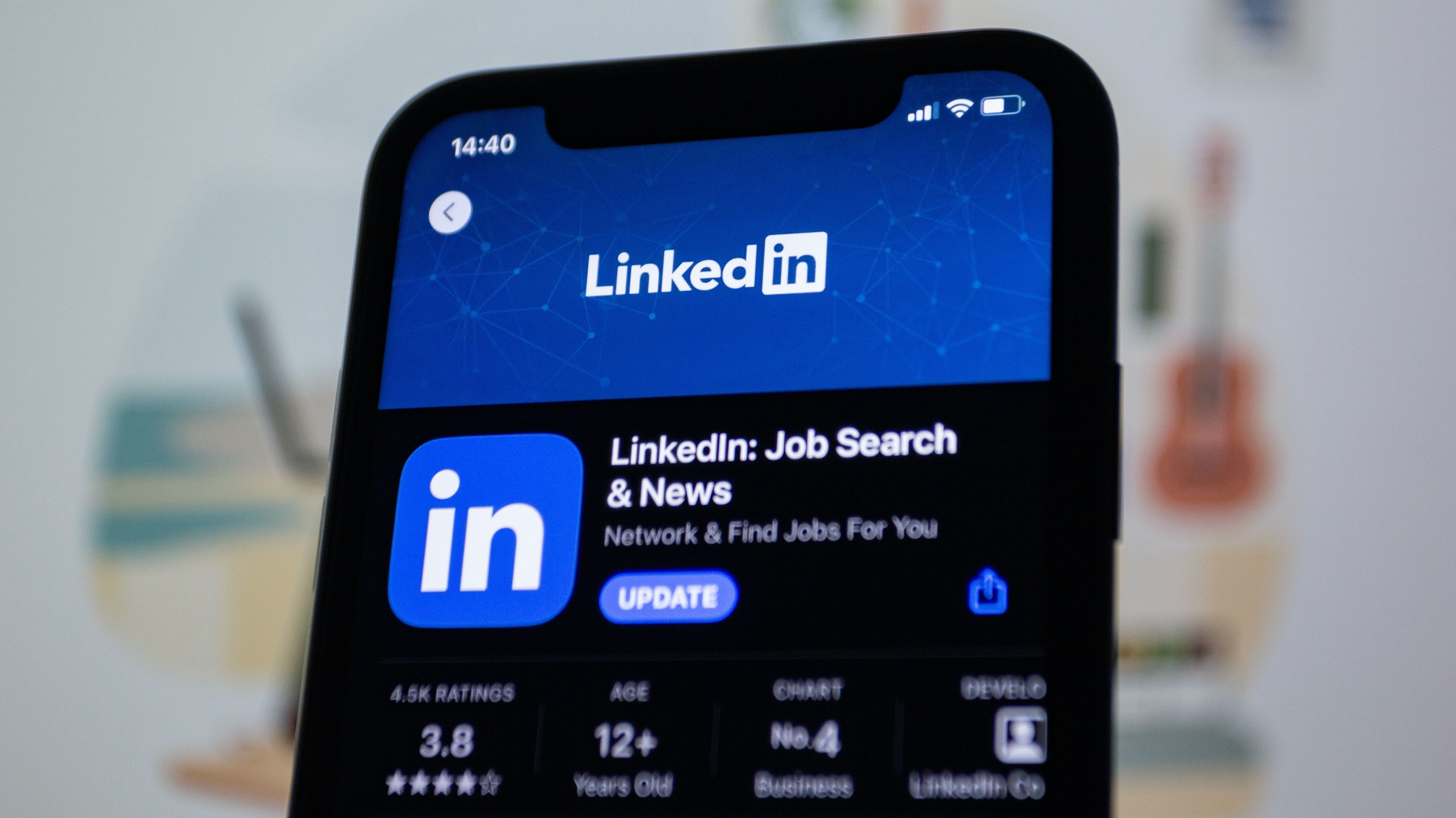 Irlanda multa a LinkedIn con 310 millones de euros por violar la normativa de datos de la UE