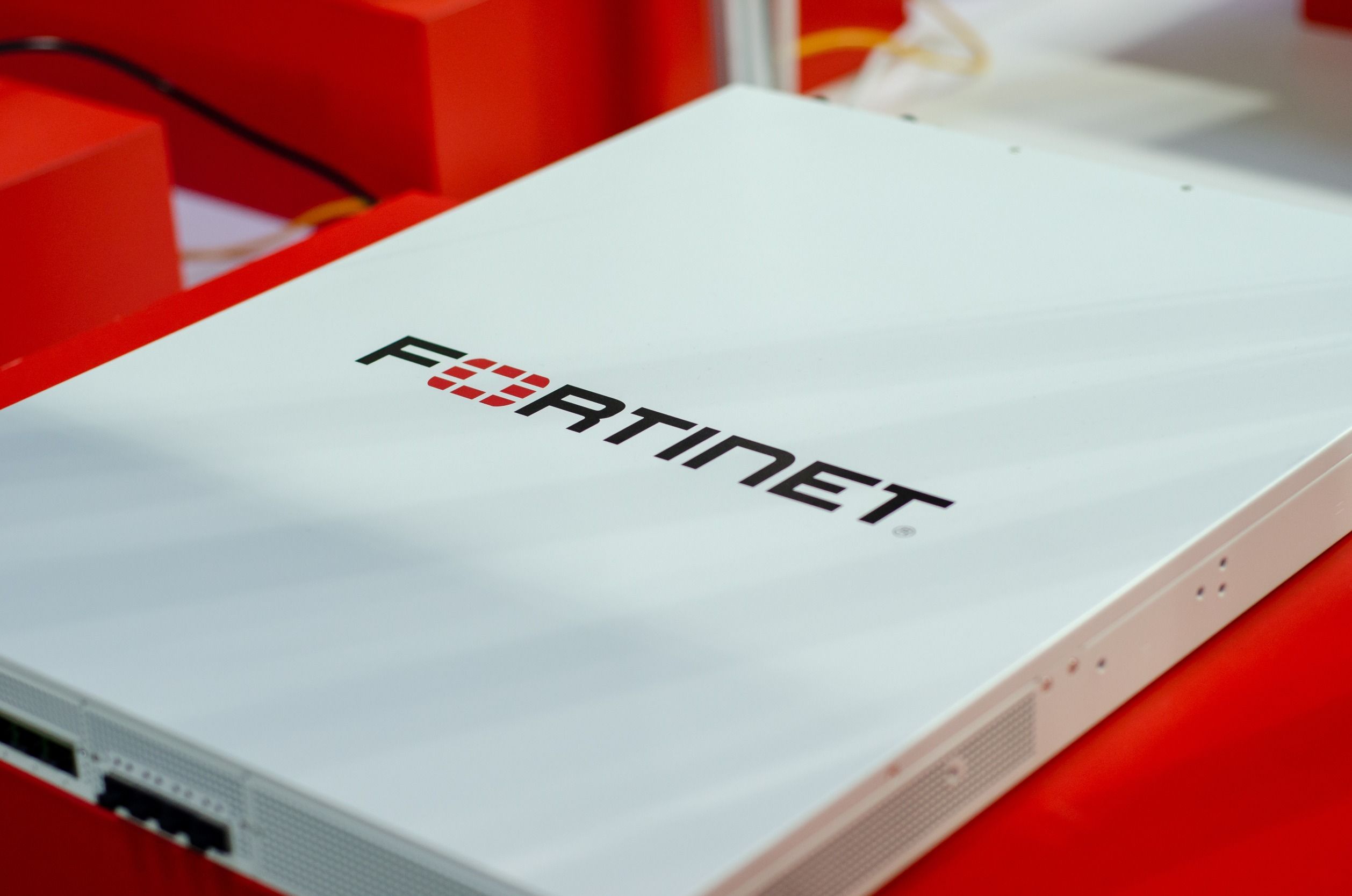 Fortinet causa un grave problema de ciberseguridad a Telefónica