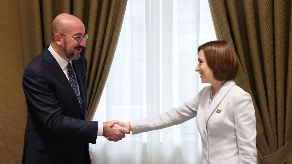 El presidente del Consejo Europeo, Charles Michel, y la presidenta de Moldavia, Maia Sandu. Foto: UE / DARIO PIGNATELLI.